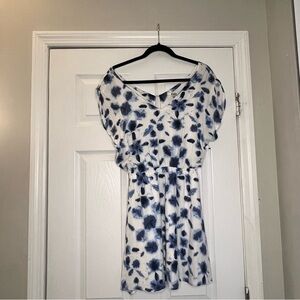 Blue and White Flowy flutter sleeves Mini Dress